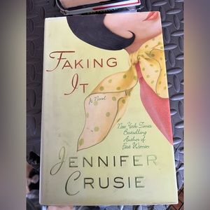 📖2/$10 books📖 Faking It